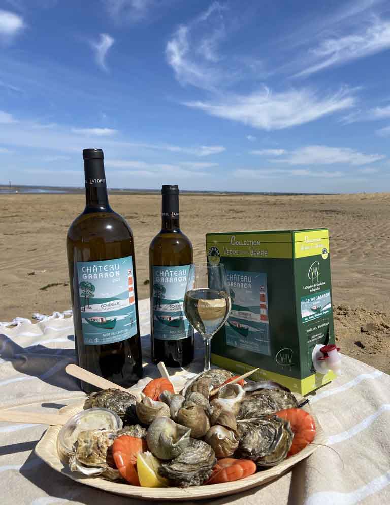 Vins fruits de mer sur la plage